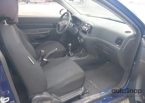 2008 Hyundai Accent Gs from USA, damaged, VIN KMHCM36C38U067602